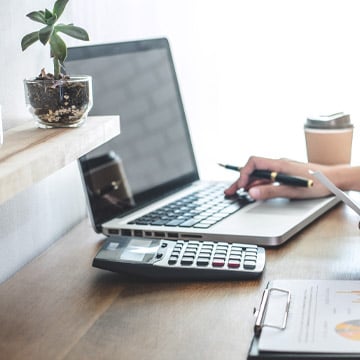 Manage Business Credit Risk